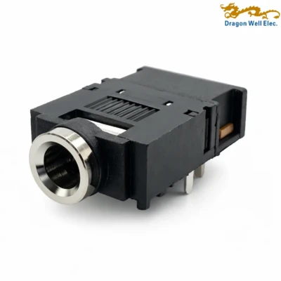 3.5mm phone jack right-angle THT/DIP connector with switching contacts, DC 30V/0.5A, 500VAC withstand, 5000 cycles, RoHS compliant.