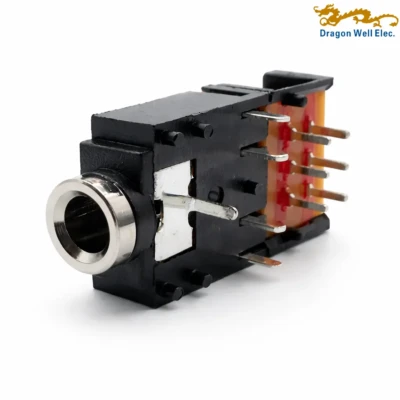 3.5mm phone jack right-angle THT/DIP connector with switching contacts, DC 30V/0.5A, 500VAC withstand, 5000 cycles, RoHS compliant.